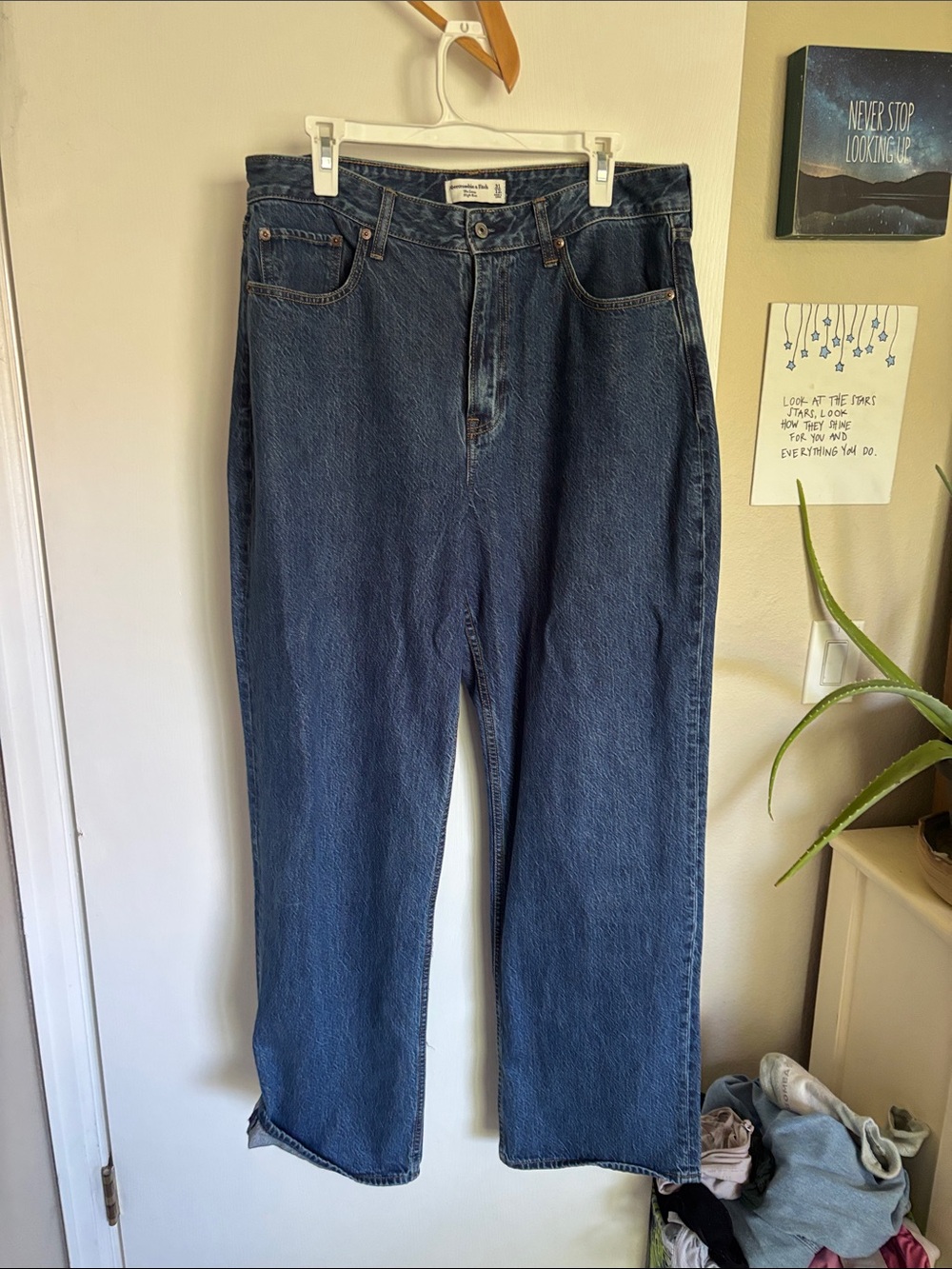 Abercrombie & Fitch Relaxed Dark Blue Denim Jeans